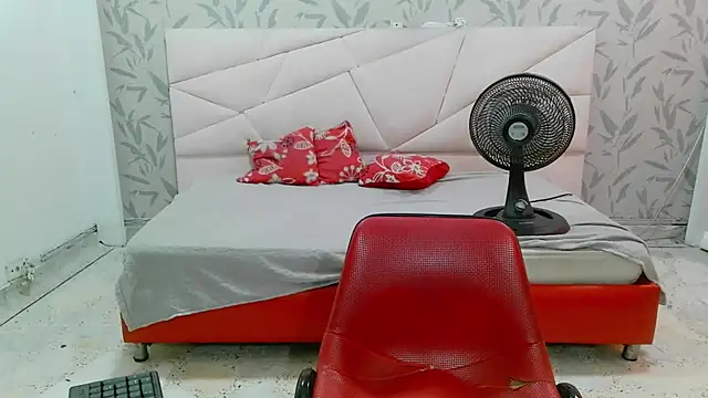 Snapshot of SexyPamela69 chatting on 23, 6, 2026 SexyPamela69 online show from 23, 6, 2026