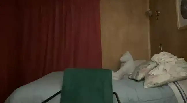 WhiteSnow09 online show from 9, 3, 2025