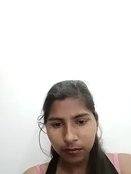 Snapshot of heena-3678 chatting on 4, 3, 2025 heena-3678 online show from 4, 3, 2025