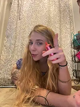qtkayyzzxoxo online show from 22, 3, 2025