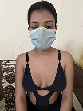 Snapshot of Your_ishani_baby chatting on 13, 3, 2026 Your ishani baby online show from 13, 3, 2026