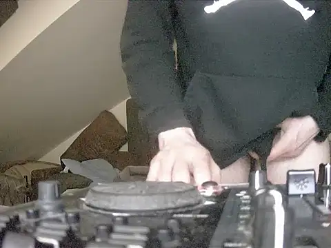 Snapshot of gryzoon chatting on 15, 2, 2026 gryzoon online show from 15, 2, 2026