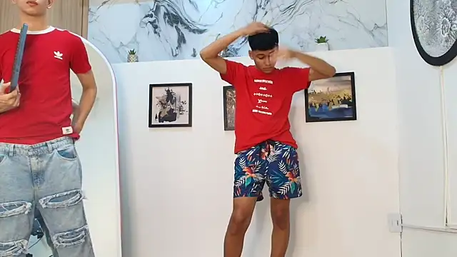 Snapshot of KING_OFF_BOYS chatting on 13, 12, 2025 KING OFF BOYS online show from 13, 12, 2025