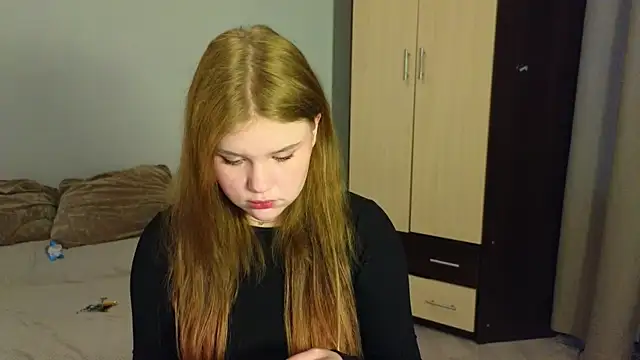 Snapshot of LaseyMoon chatting on 5, 2, 2026 LaseyMoon online show from 5, 2, 2026