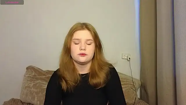 Snapshot of LaseyMoon chatting on 22, 2, 2026 LaseyMoon online show from 22, 2, 2026