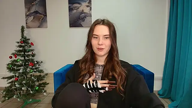 Snapshot of ElenaOconar chatting on 3, 12, 2025 ElenaOconar online show from 3, 12, 2025