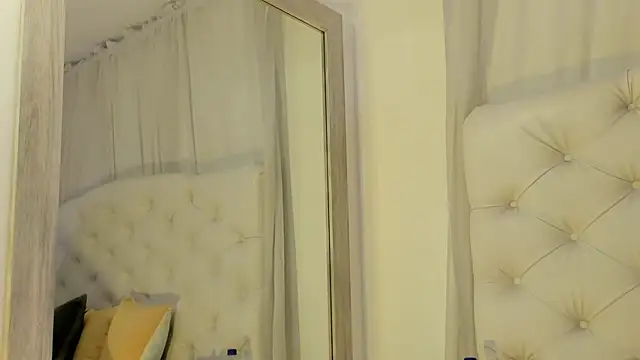 kamii arias online show from 24, 11, 2025