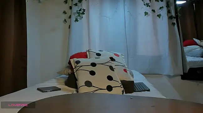 SamanthaLara online show from 17, 3, 2025