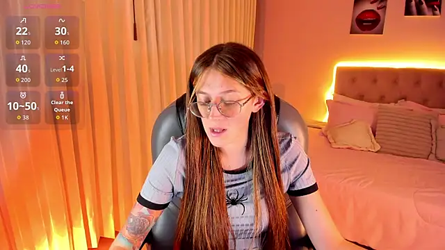 Emily Warren  online show from 1, 4, 2026