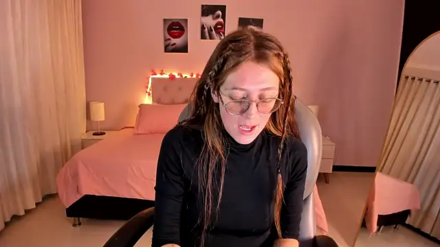 Emily Warren  online show from 27, 5, 2026