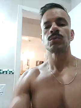 Snapshot of juniortche1313 chatting on 8, 3, 2025 juniortche1313 online show from 8, 3, 2025