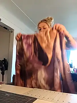 Foxxyhoneypott online show from 26, 3, 2026