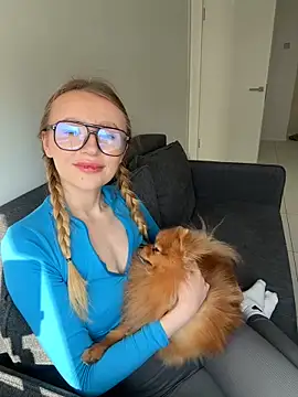 Snapshot of EvaBrooklyn chatting on 27, 2, 2025 EvaBrooklyn online show from 27, 2, 2025