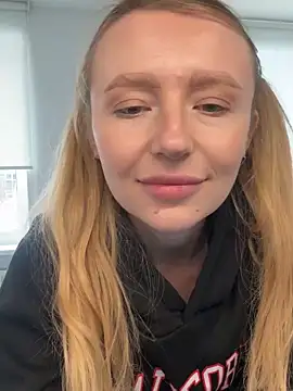 Snapshot of EvaBrooklyn chatting on 2, 3, 2025 EvaBrooklyn online show from 2, 3, 2025