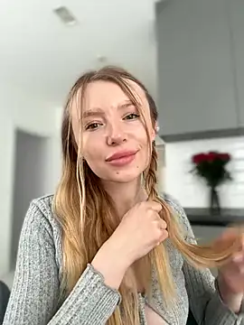 Snapshot of EvaBrooklyn chatting on 12, 3, 2025 EvaBrooklyn online show from 12, 3, 2025