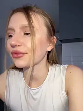 Snapshot of EvaBrooklyn chatting on 18, 3, 2025 EvaBrooklyn online show from 18, 3, 2025