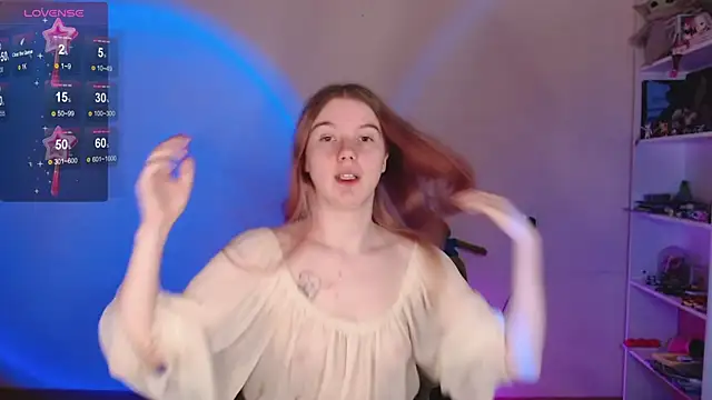 Strawberry juli online show from 28, 3, 2026