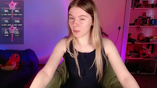 Strawberry juli online show from 6, 6, 2026