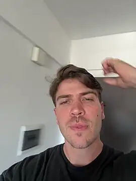 shuki0101 online show from 10, 2, 2026