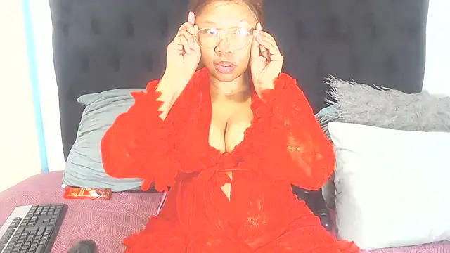 Snapshot of BootyClitQueen chatting on 11, 7, 2026 BootyClitQueen online show from 11, 7, 2026