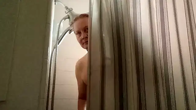 wetnwildforyou online show from 13, 9, 2025