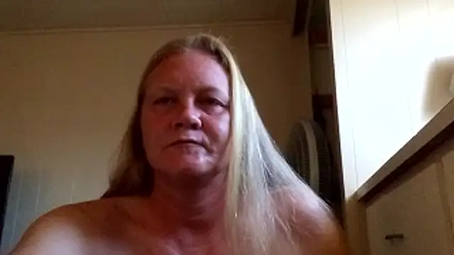 wetnwildforyou online show from 19, 9, 2025