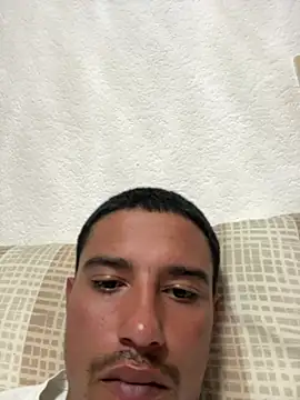 Snapshot of Maxxxxxsanchessss chatting on 1, 4, 2026 Maxxxxxsanchessss online show from 1, 4, 2026