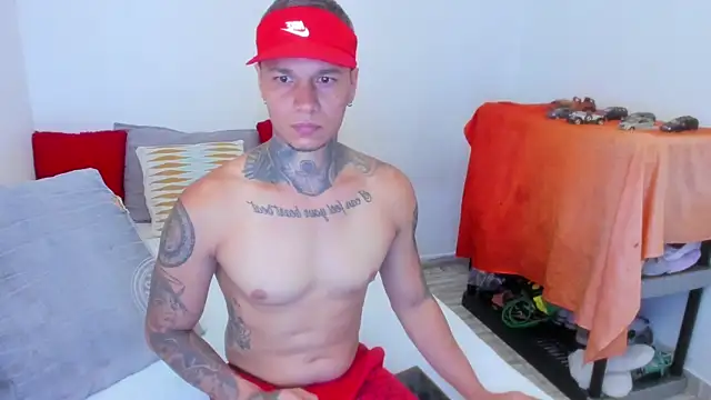 Snapshot of damian_c12 chatting on 4, 3, 2025 damian c12 online show from 4, 3, 2025