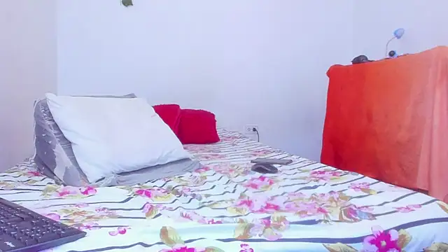 Snapshot of damian_c12 chatting on 7, 3, 2025 damian c12 online show from 7, 3, 2025