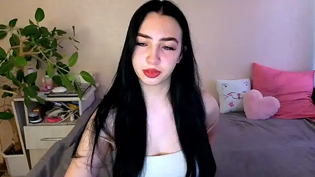 Snapshot of WildKittenX_ chatting on 1, 7, 2026 WildKittenX online show from 1, 7, 2026