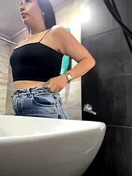 Mila LS online show from 5, 10, 2025