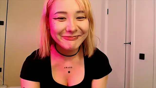 Snapshot of ka00ru_chan chatting on 15, 7, 2026 ka00ru chan online show from 15, 7, 2026