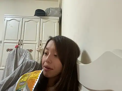 ladypaggy online show from 13, 3, 2025