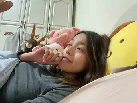 ladypaggy online show from 16, 3, 2025