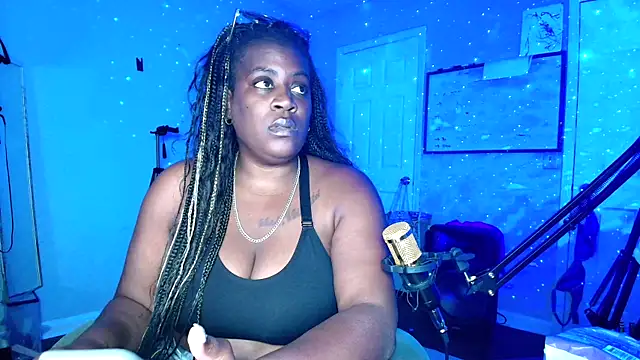 lovelyenigma365 online show from 30, 4, 2026