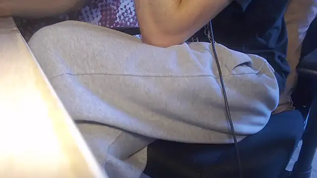 GreekDaddyNickOfficial online show from 4, 11, 2025