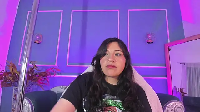 TaraTaylorr online show from 22, 10, 2025