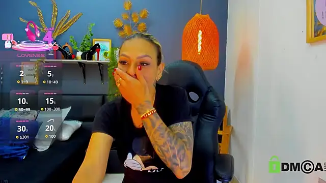 yessila parker online show from 17, 4, 2026