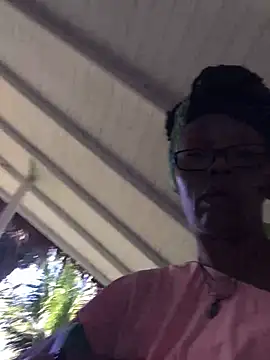 Ladyzee25 online show from 15, 9, 2025