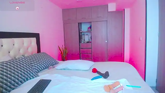 CarolinneFiotti online show from 29, 9, 2025