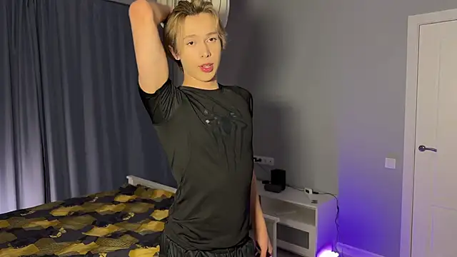 Snapshot of ciaoalex chatting on 5, 3, 2025 ciaoalex online show from 5, 3, 2025