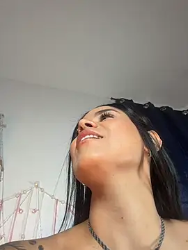 Snapshot of HotAlana_ chatting on 20, 4, 2026 HotAlana online show from 20, 4, 2026