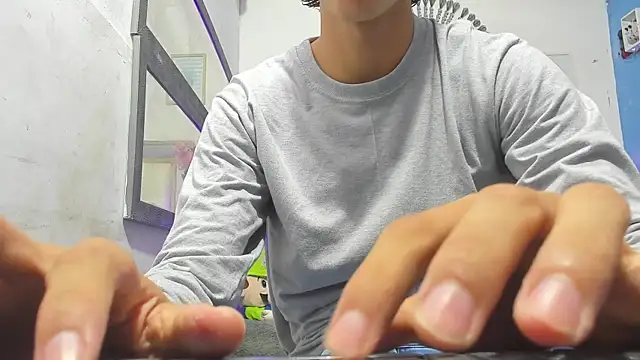 heiker  online show from 21, 3, 2025