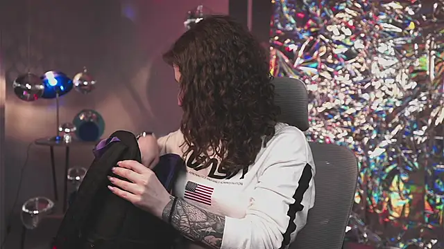 OliviaMcClean online show from 29, 3, 2026