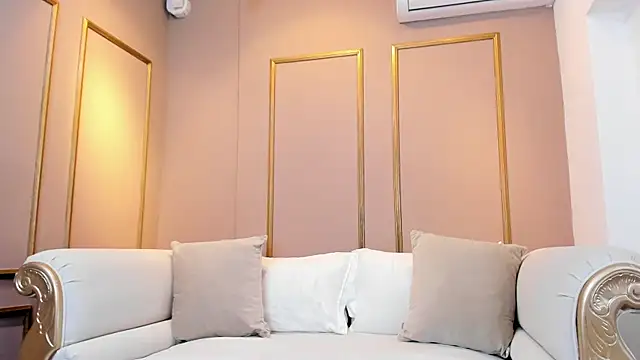 Snapshot of ValeriMilton chatting on 18, 9, 2025 ValeriMilton online show from 18, 9, 2025