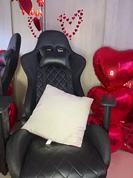 ElectraRhodes1 online show from 13, 2, 2026