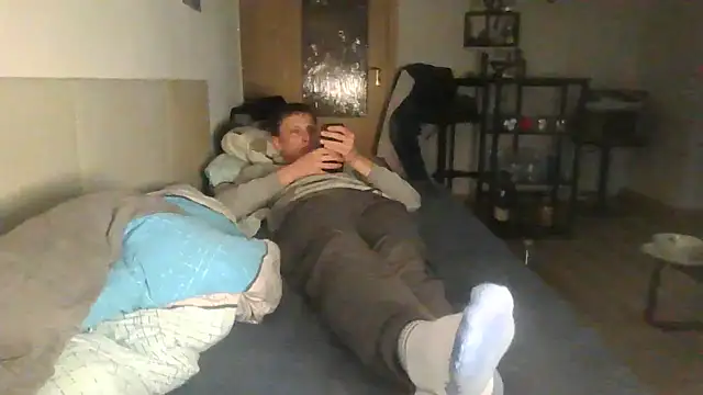 Snapshot of spritzer182 chatting on 8, 11, 2025 spritzer182 online show from 8, 11, 2025