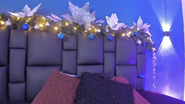 DANESKA HILLER online show from 28, 11, 2025