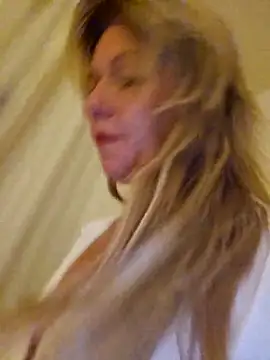 Melody73 online show from 22, 10, 2025