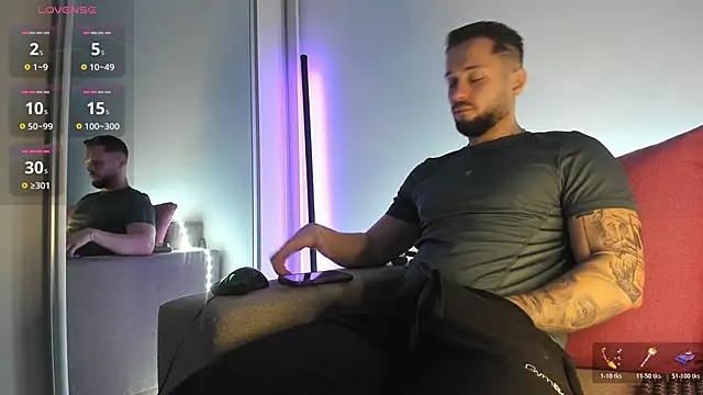 nicholasX1 online show from 13, 4, 2026